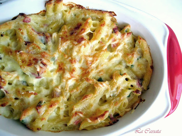 Gratin di penne rigate con pancetta e caciocavallo - La Cassata Celiaca Gratin di penne rigate con pancetta e caciocavallo - La Cassata Celiaca