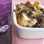 Conchiglioni radicchio, salsiccia e fontina