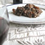Manzo alla bourguignonne