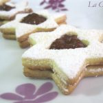 Frollini farciti alla confettura