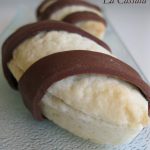 Barchette con ricotta e cioccolato