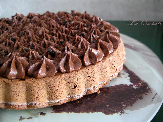 Torta Tenerella con chantilly al cioccolato e chocaviar - La Cassata Celiaca Torta Tenerella con chantilly al cioccolato e chocaviar - La Cassata Celiaca