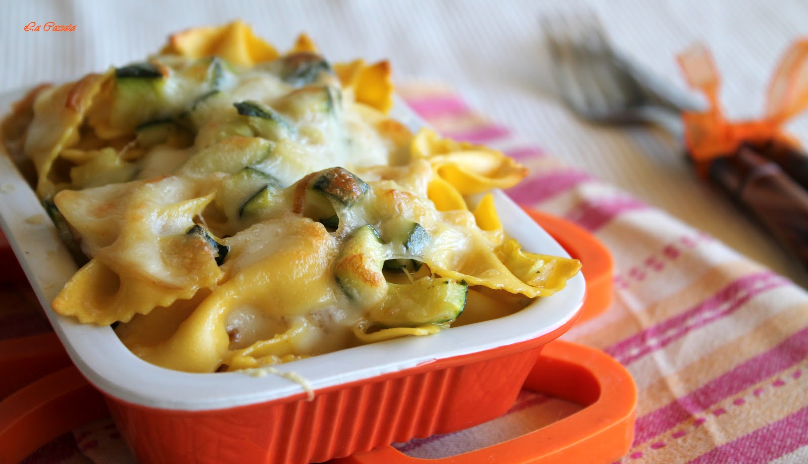 Farfalle al forno con zucchine e scamorza senza glutine - La Cassata Celiaca