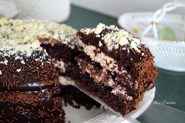 Torta al cioccolato con crema al mascarpone e caramello mou senza glutine