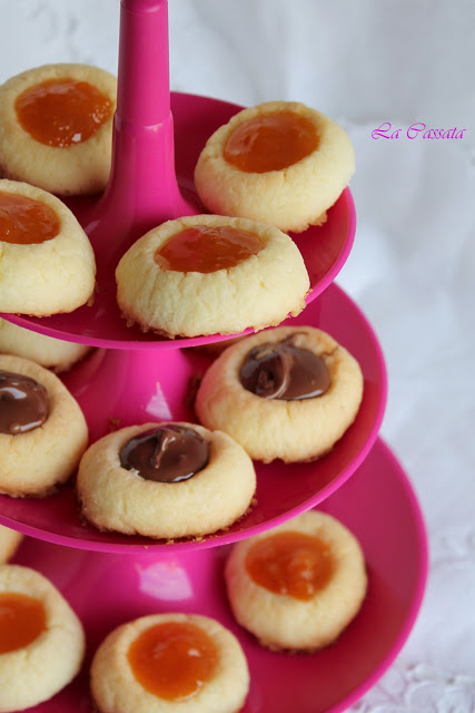 Petits fours au beurre et confiture d'abricots sans gluten - La Cassata Celiaca