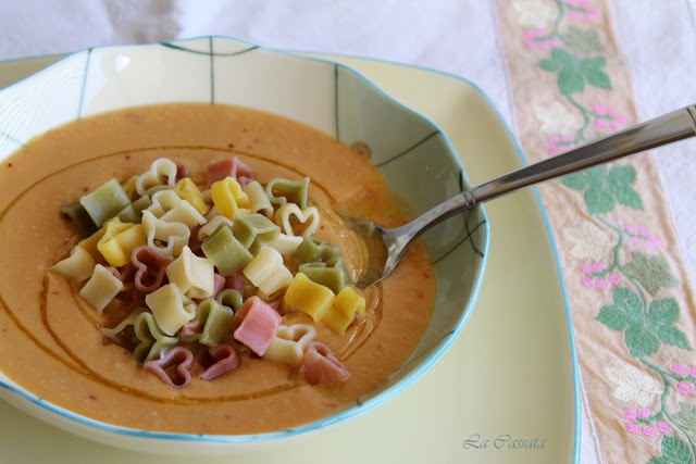 Soupe de pois chiches avec les pâtes sans gluten - La Cassata Celiaca Soupe de pois chiches avec les pâtes sans gluten - La Cassata Celiaca