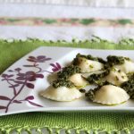 Raviolis sans gluten avec féta, tomates confites et pesto - La Cassata Celiaca