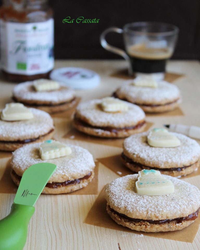Sablés avec confiture de prunes sans oeufs et sans gluten - La Cassata Celiaca