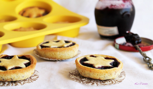 Mini tartes à la confiture de myrtilles sans gluten - La Cassata Celiaca