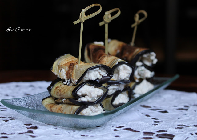 Involtini di melanzane con formaggio e noci - La Cassata Celiaca