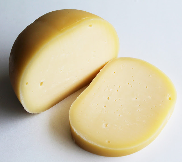 Caciocavallo silano con prosciutto crudo- La Cassata Celiaca Caciocavallo silano - La Cassata Celiaca