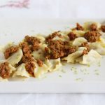 Raviole del plin con melanzane e primosale al pistacchio (anche senza glutine)