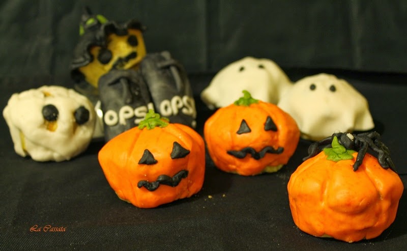 Muffins alla zucca e buon Halloween - La Cassata Celiaca Muffins alla zucca e buon Halloween - La Cassata Celiaca