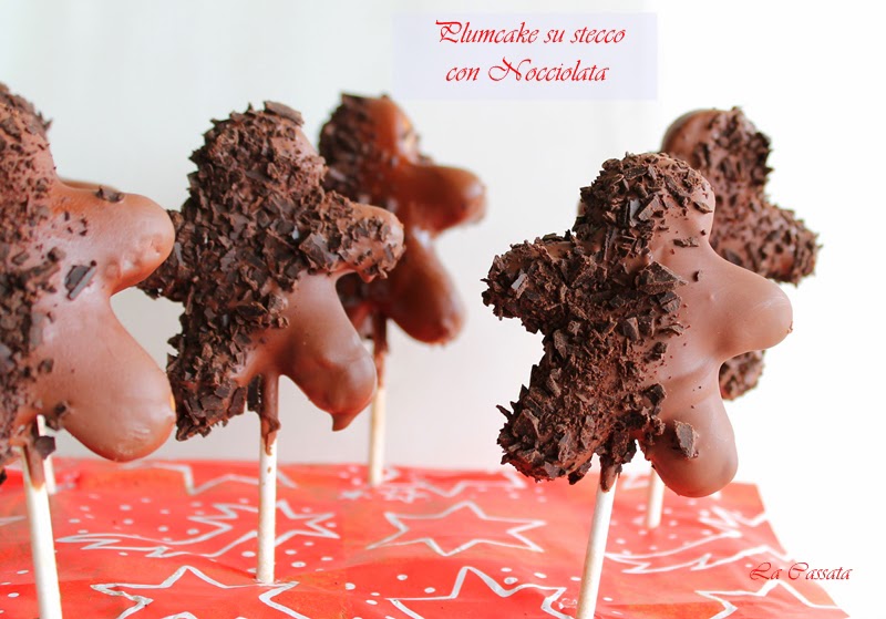 Cake lollipop avec crème de noisettes et crème gianduja - La Cassata Celiaca