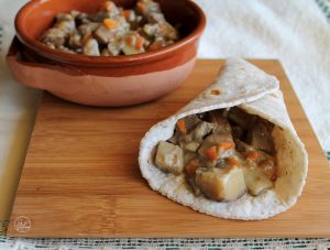 Spezzatino di tacchino e funghi misti con pane chapati - La Cassata Celiaca