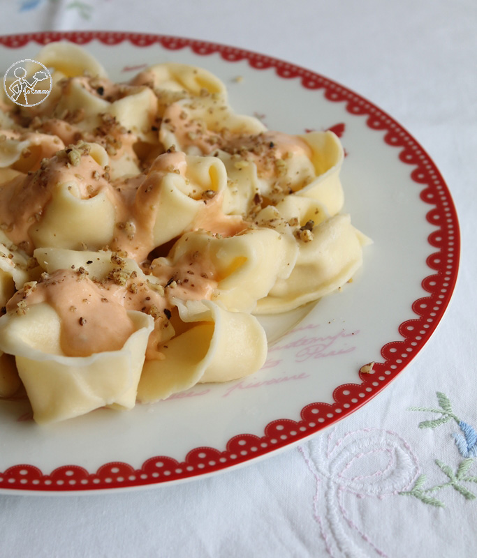 Tortelloni avec robiola et speck aux 4 fromages sans gluten - La Cassata Celiaca