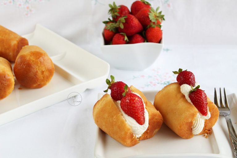 Babà al rum, con panna e fragole - La Cassata Celiaca 