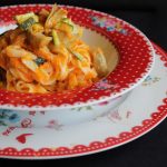 Tagliatelle con crema di zucca, zucchine e carciofini - La Cassata Celiaca
