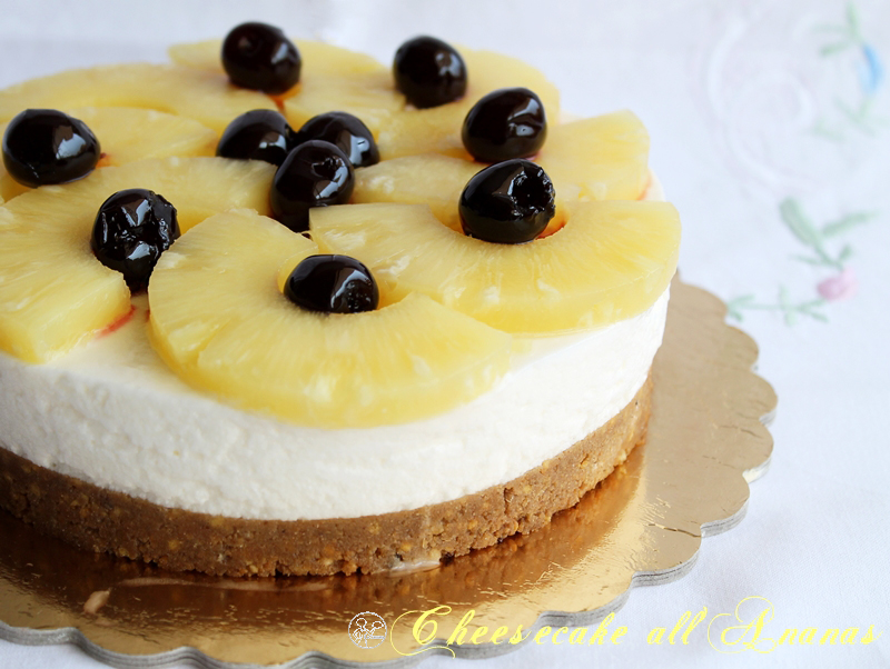 Cheesecake all'ananas (senza glutine e senza lattosio) - La Cassata Celiaca Torte fredda all'ananas (senza glutine e senza lattosio) - La Cassata Celiaca