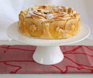 Torta Fior di mela di Claudia ma senza glutine - La Cassata Celiaca