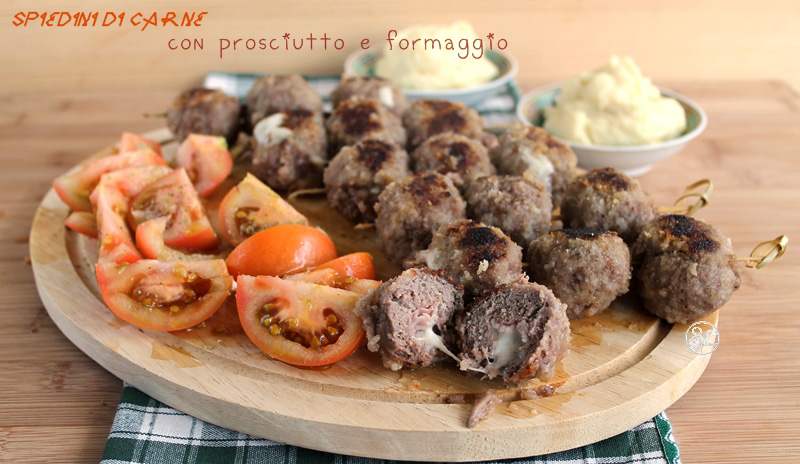 Brochettes de viande avec jambon et fromage, sans gluten - La Cassata Celiaca Brochettes de viande avec jambon et fromage, sans gluten - La Cassata Celiaca