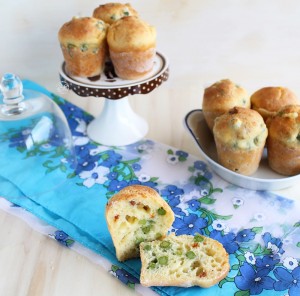 Muffins sans gluten avec petits pois et tomates confites - La Cassata Celiaca Muffins sans gluten avec petits pois et tomates confites - La Cassata Celiaca