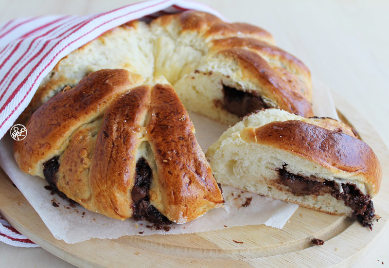 Brioche con crema alle nocciole senza glutine -La Cassata Celiaca