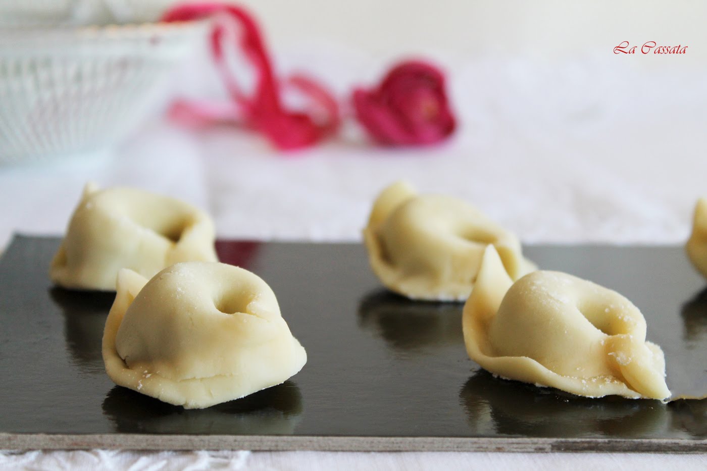 Tortellinis de chocolat de Omar Busi (avec le tutorial) - La Cassata Celiaca Tortellinis de chocolat de Omar Busi (avec le tutorial) - La Cassata Celiaca