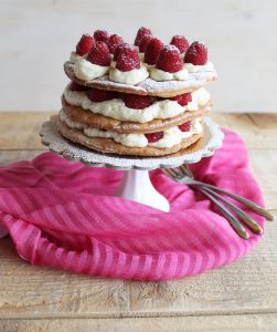 Millefoglie di crema e lamponi senza glutine - La Cassata Celiaca