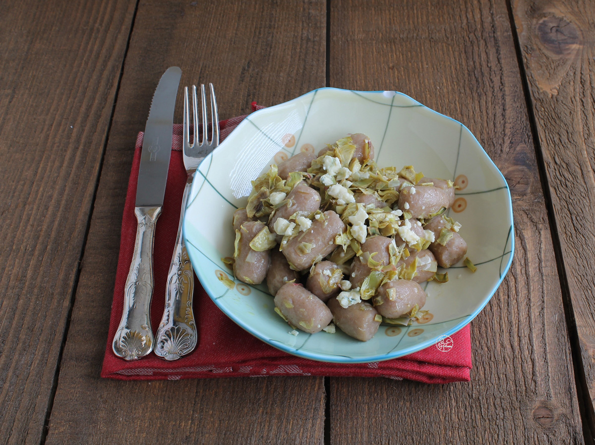 Gnocchis de pommes de terre et châtaigne avec artichauts - La Cassata Celiaca