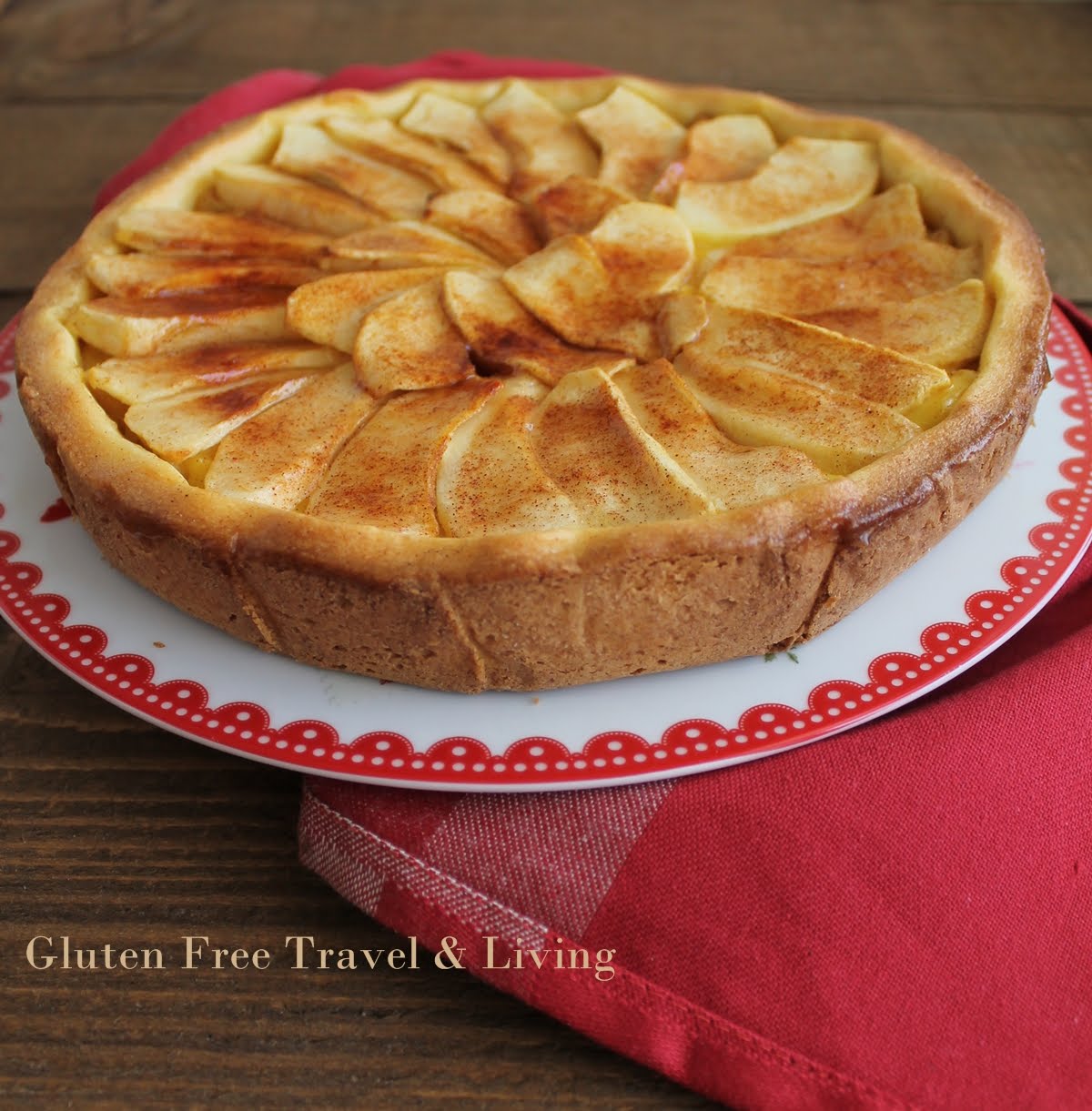 Tarte avec crème et pommes sans gluten - La Cassata Celiaca