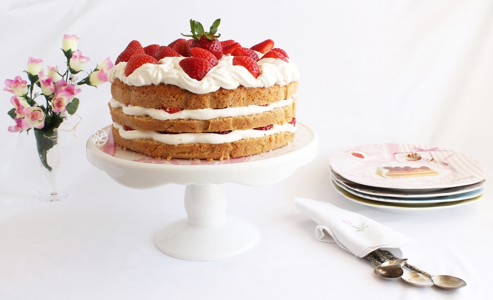 Naked cake alle fragole - La Cassata Celiaca