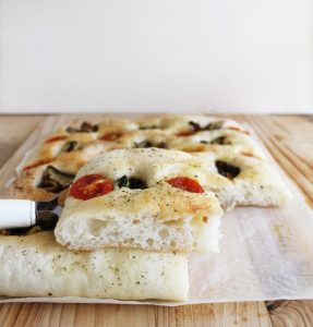 Focaccia con verdure grigliate senza glutine - La Cassata Celiaca Focaccia con verdure grigliate senza glutine - La Cassata Celiaca