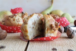 Muffins con pere e gorgonzola senza glutine - La Cassata Celiaca