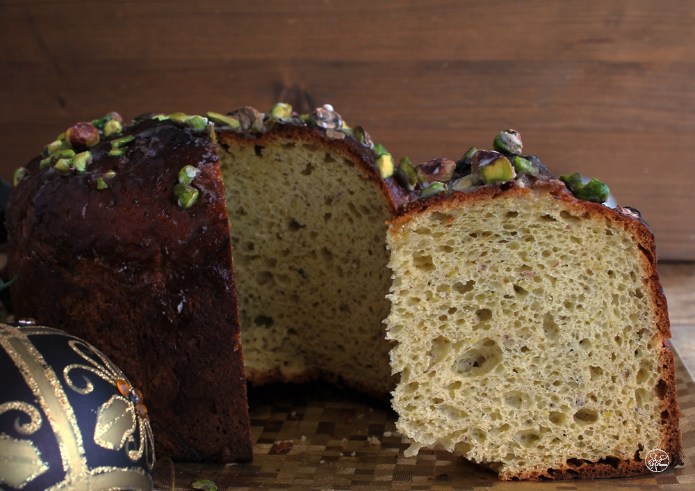 Panettone al pistacchio senza glutine - La Cassata Celiaca Panettone al pistacchio senza glutine - La Cassata Celiaca