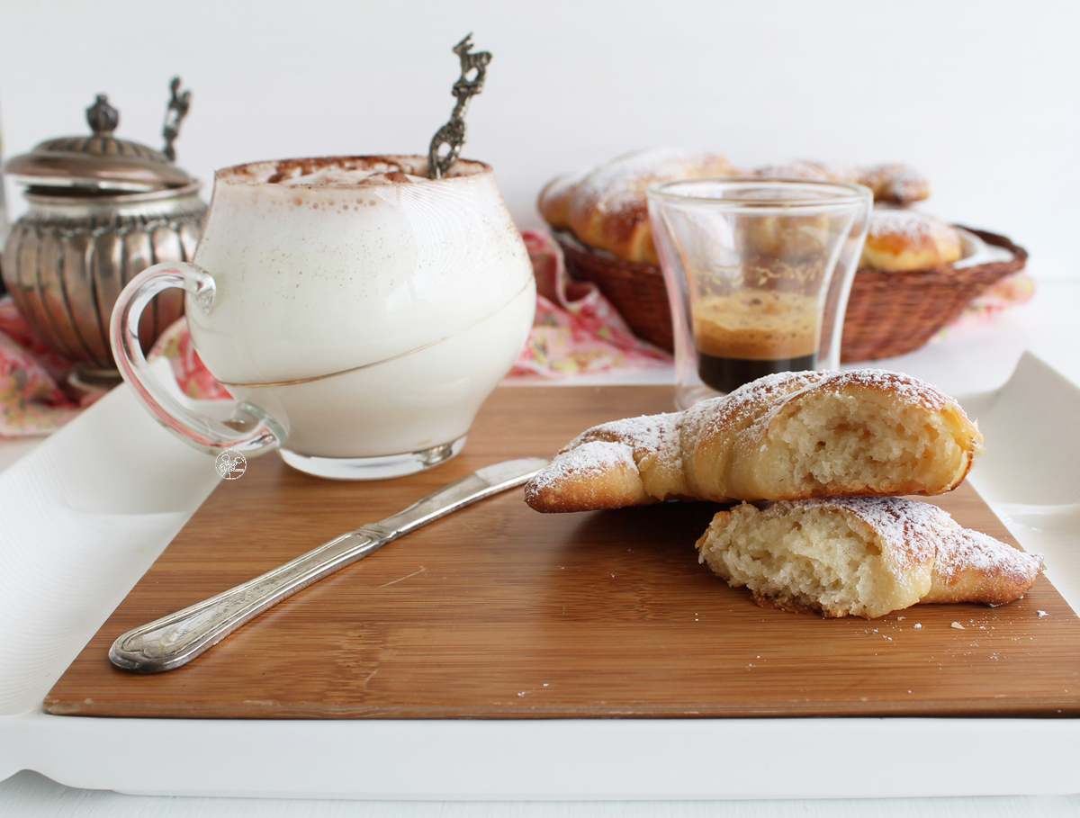 Cornetti di brioche senza glutine - La Cassata Celiaca Cornetti di brioche senza glutine - La Cassata Celiaca