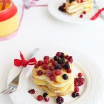 Pancakes, lemon curd e frutti di bosco senza glutine - La Cassata Celiaca