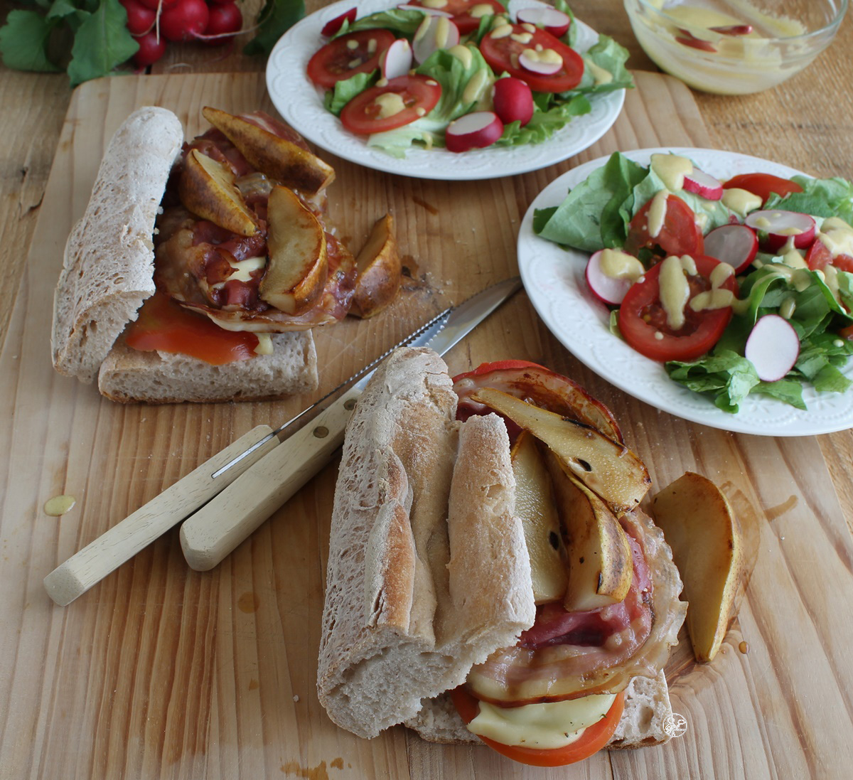 Panino con funghi, pancetta e pere gluten free - La Cassata Celiaca