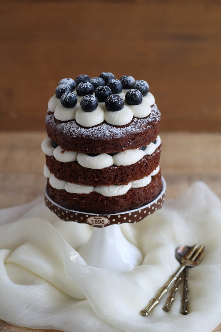Naked cake ai mirtilli senza glutine - La Cassata Celiaca Naked cake ai mirtilli senza glutine - La Cassata Celiaca