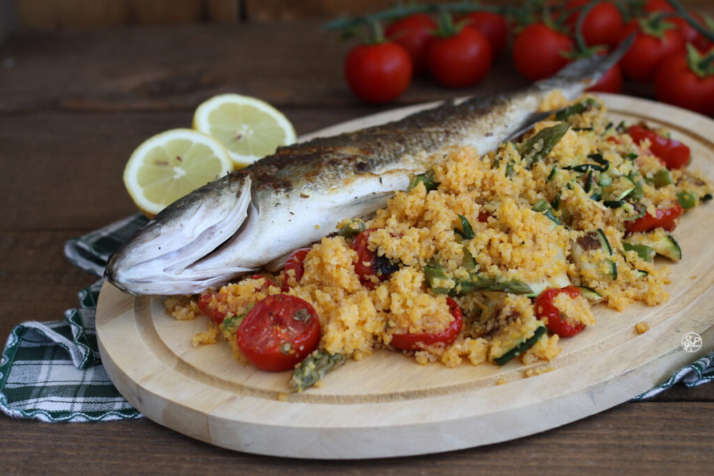 Bar rôti et cous cous aux légumes sans gluten - La Cassata Celiaca