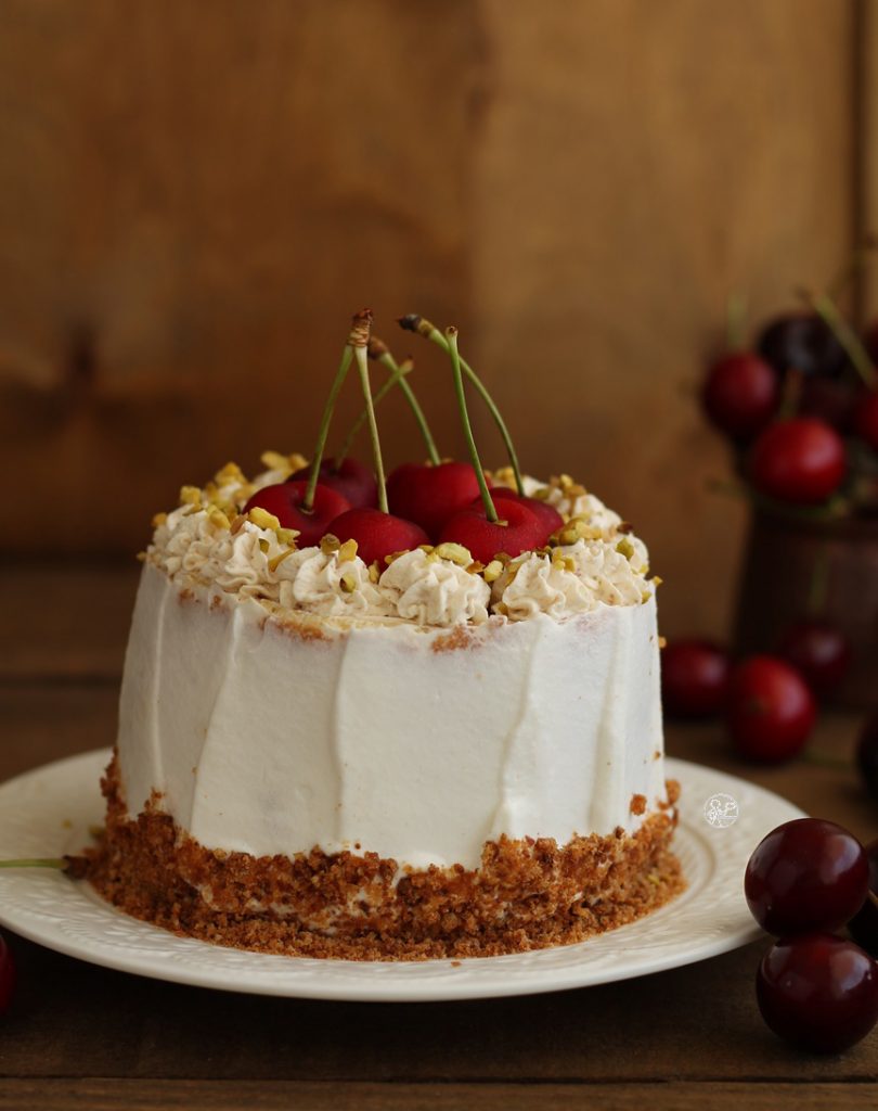 Gâteau avec amaretti et cerises sans gluten - La Cassata Celiaca