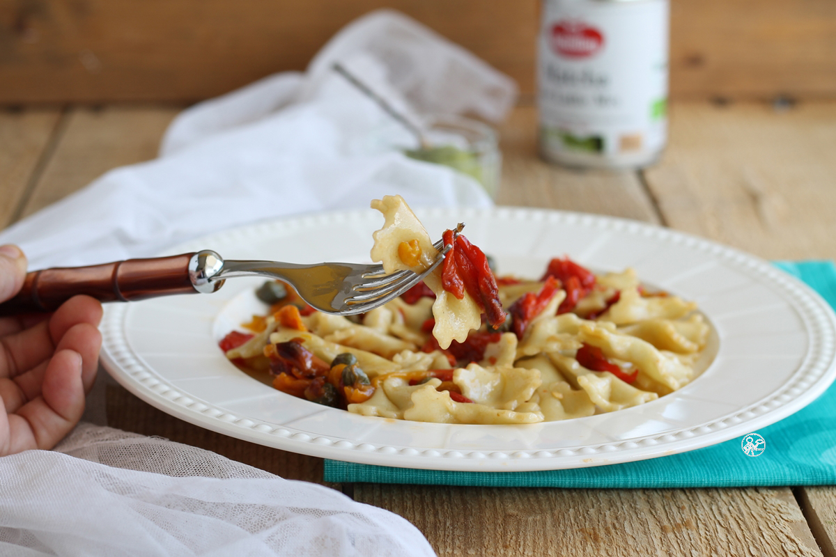 Pasta fresca al matcha con peperoni, senza glutine e senza lattosio - La Cassata Celiaca Pasta fresca al matcha con peperoni, senza glutine e senza lattosio - La Cassata Celiaca