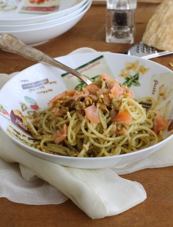 Spaghetti con crema di pistacchi e salmone senza glutine - La Cassata Celiaca