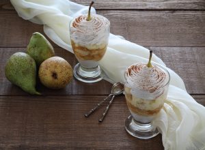 Verrines de crème à la cannelle et poires sans gluten - La Cassata Celiaca