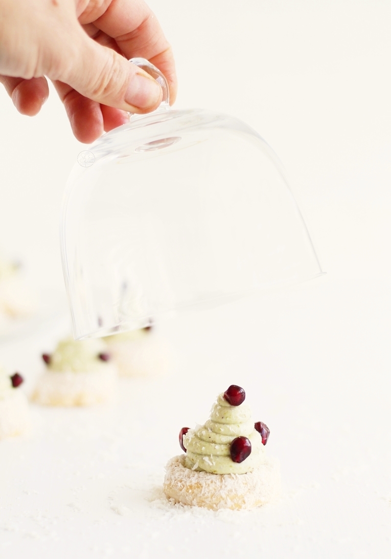 Meringhe cocco-pistacchio senza glutine - La Cassata Celiaca Meringhe cocco-pistacchio senza glutine - La Cassata Celiaca