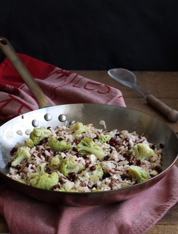 Riz avec chou-fleur, amandes et grains de grenade - La Cassata Celiaca