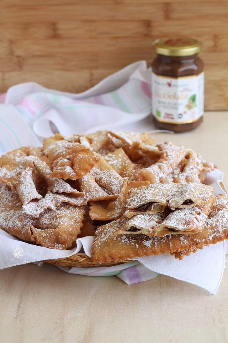 Bugnes de Carnaval sans gluten, la vidéo - La Cassata Celiaca Bugnes de Carnaval sans gluten, la vidéo - La Cassata Celiaca