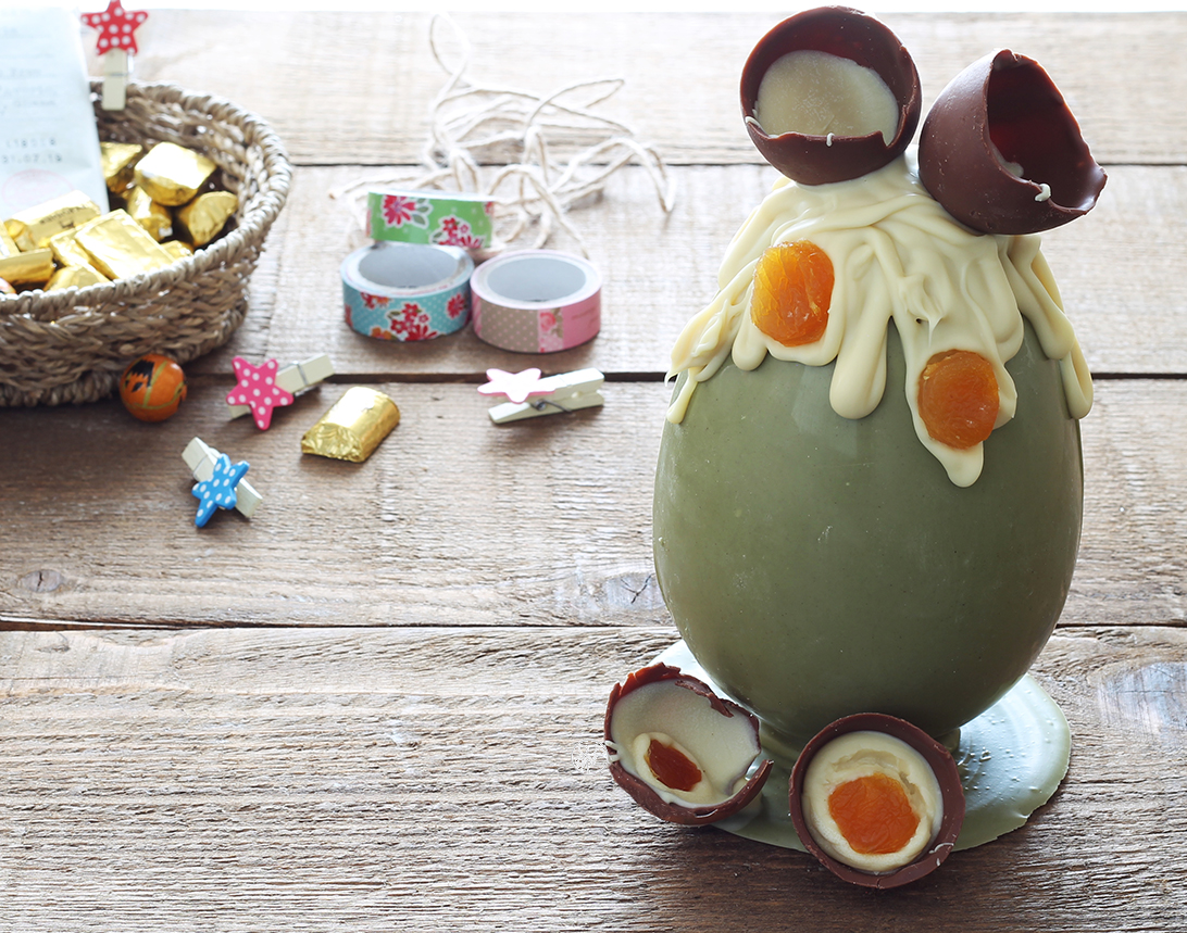 Uovo di Pasqua al pistacchio senza glutine - La Cassata Celiaca Uovo di Pasqua al pistacchio senza glutine - La Cassata Celiaca