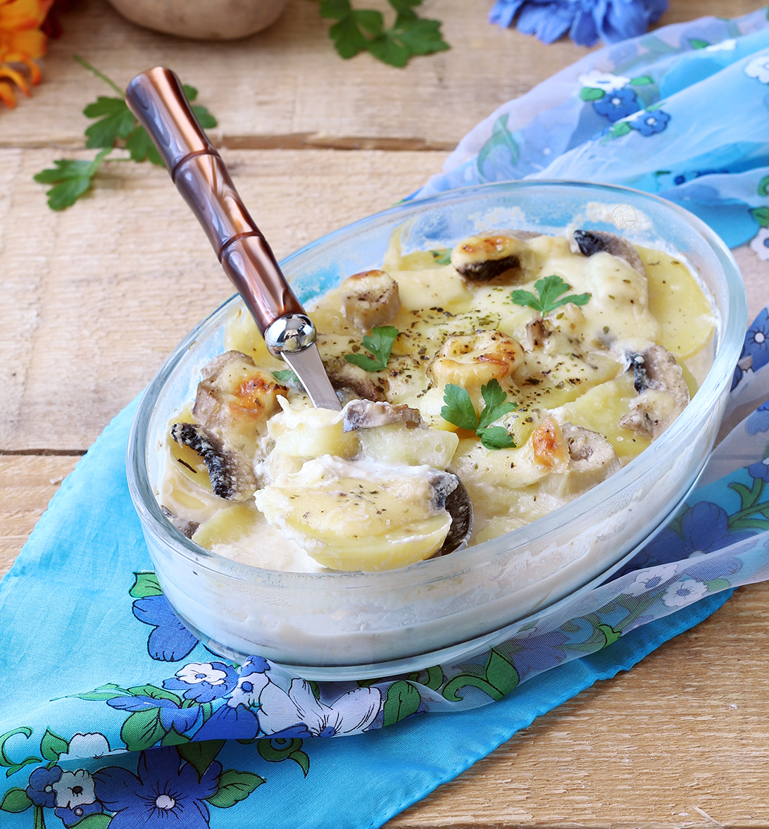 Pasticcio di patate e funghi - La Cassata Celiaca Pasticcio di patate e funghi - La Cassata Celiaca