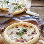 Pizza senza glutine con stracchino e asparagi - La Cassata Celiaca